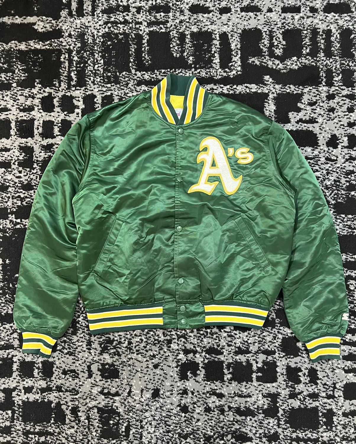 MLB Vintage Starter Oakland Athletics A's Size US L / EU 52-54 / 3 - 1 Thumbnail