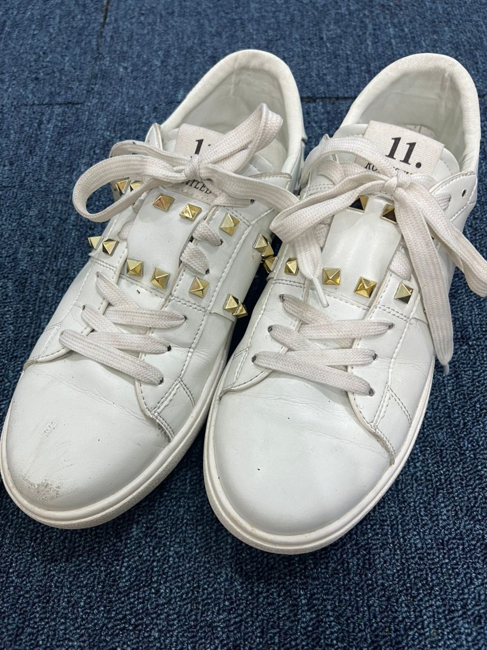 Valentino Valentino Rockstud Untitled White Leather Sneakers UK 6 Size US 6 / EU 39 - 7 Thumbnail