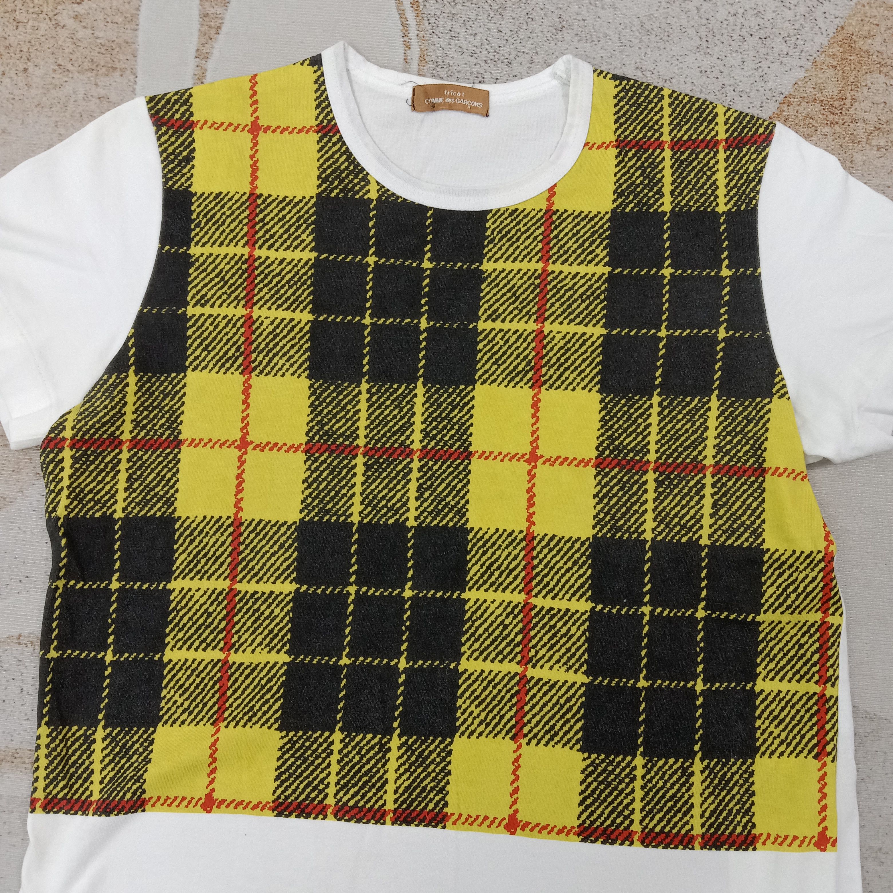 Tricot Comme des Garcons Tricot Comme Des Garcons Japanese Tshirt C267N21 Size S / US 4 / IT 40 - 2 Thumbnail