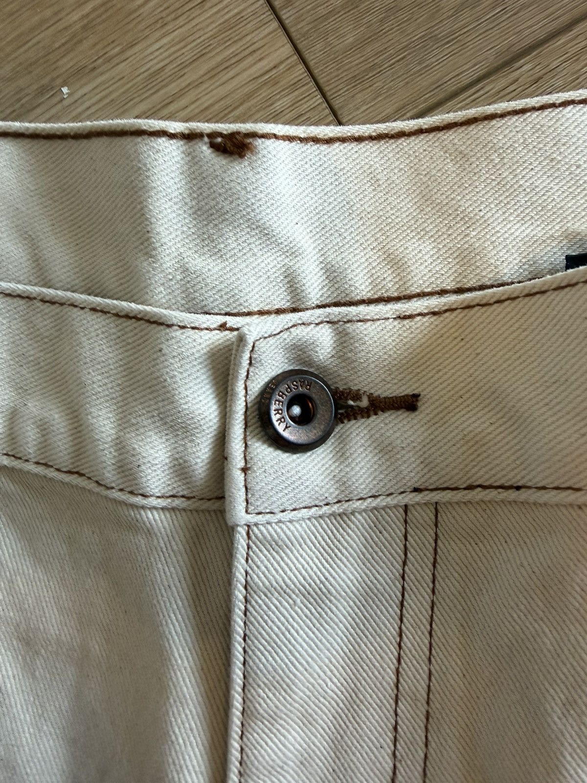 The GV Gallery Raspberry Hills Cream Denim Shorts Size US 34 / EU 50 - 2 Thumbnail