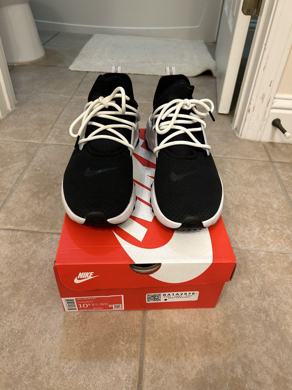 Nike Nike React Presto Ghost mens 10.5 Size US 10.5 / EU 43-44 - 4 Thumbnail