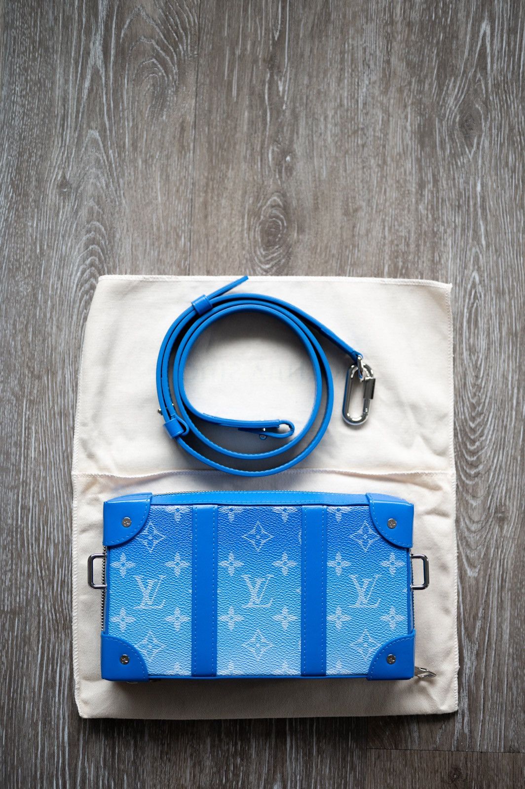Louis Vuitton Louis Vuitton Monogram Clouds Soft Trunk Wallet Size ONE SIZE - 8 Thumbnail