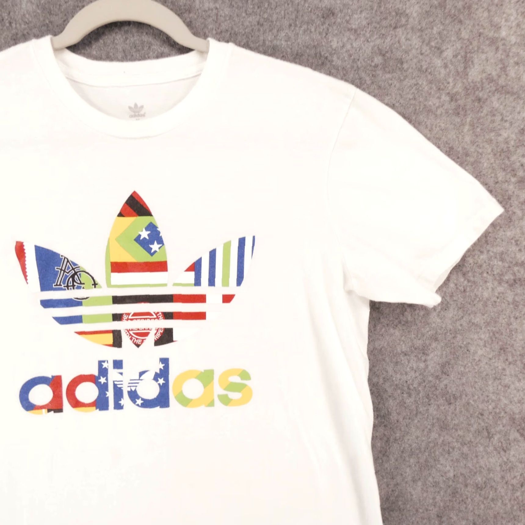 Adidas Adidas Shirt Mens Medium Short Sleeve Tee White Logo Size US M / EU 48-50 / 2 - 7 Thumbnail