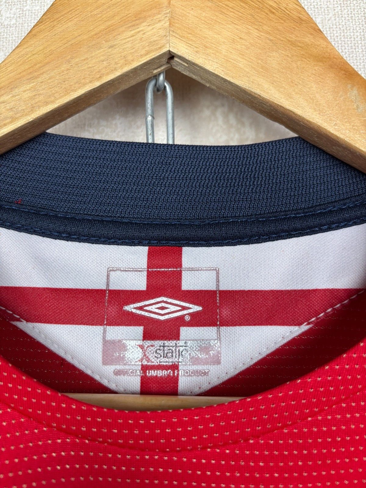 Umbro England 2004 2006 Umbro X-sTaTic Soccer Vintage Jersey Size US L / EU 52-54 / 3 - 10 Thumbnail