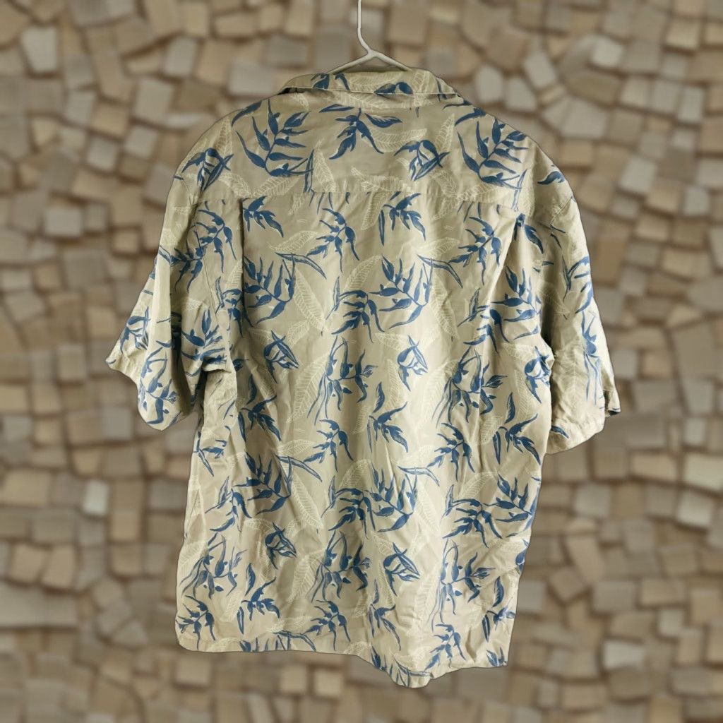 Vintage Columbia Shirt Men Size Large Button Up Side Pocket Leaves Print Short Sleeve Size US L / EU 52-54 / 3 - 1 Thumbnail