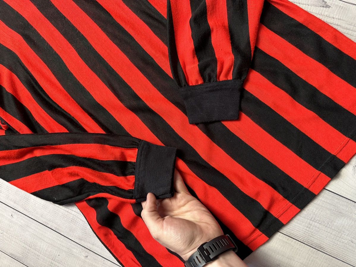 Vintage Vintage AC Milan Soccer jersey retro long sleeve size M/L Size US L / EU 52-54 / 3 - 5 Thumbnail