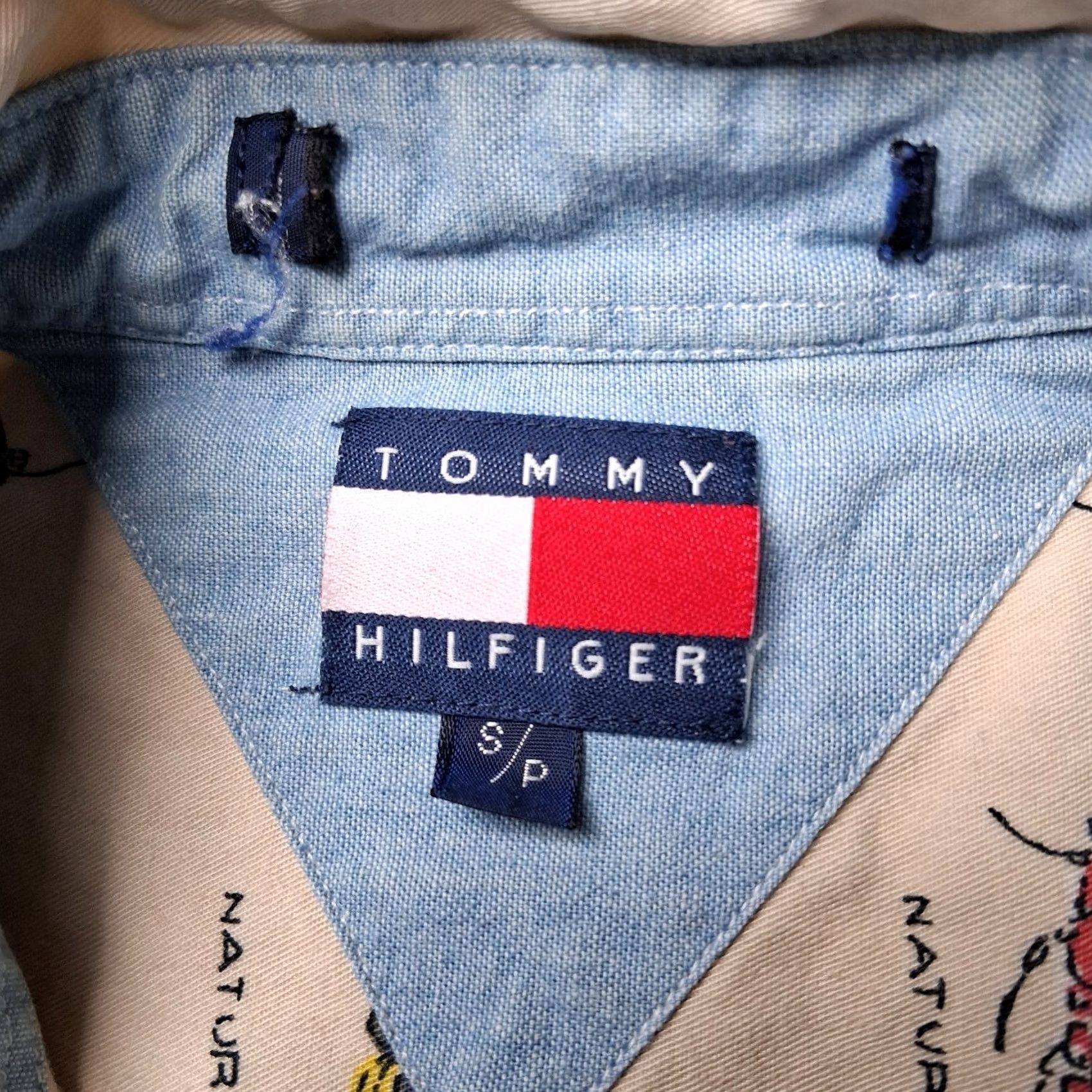 Tommy Hilfiger VINTAGE Tommy Hilfiger Shirt Men Small Fly Fishing Lures Fisherman Outdoors Fish Button-Down Collared Long Sleeve Beige Cotton Size US S / EU 44-46 / 1 - 7 Thumbnail
