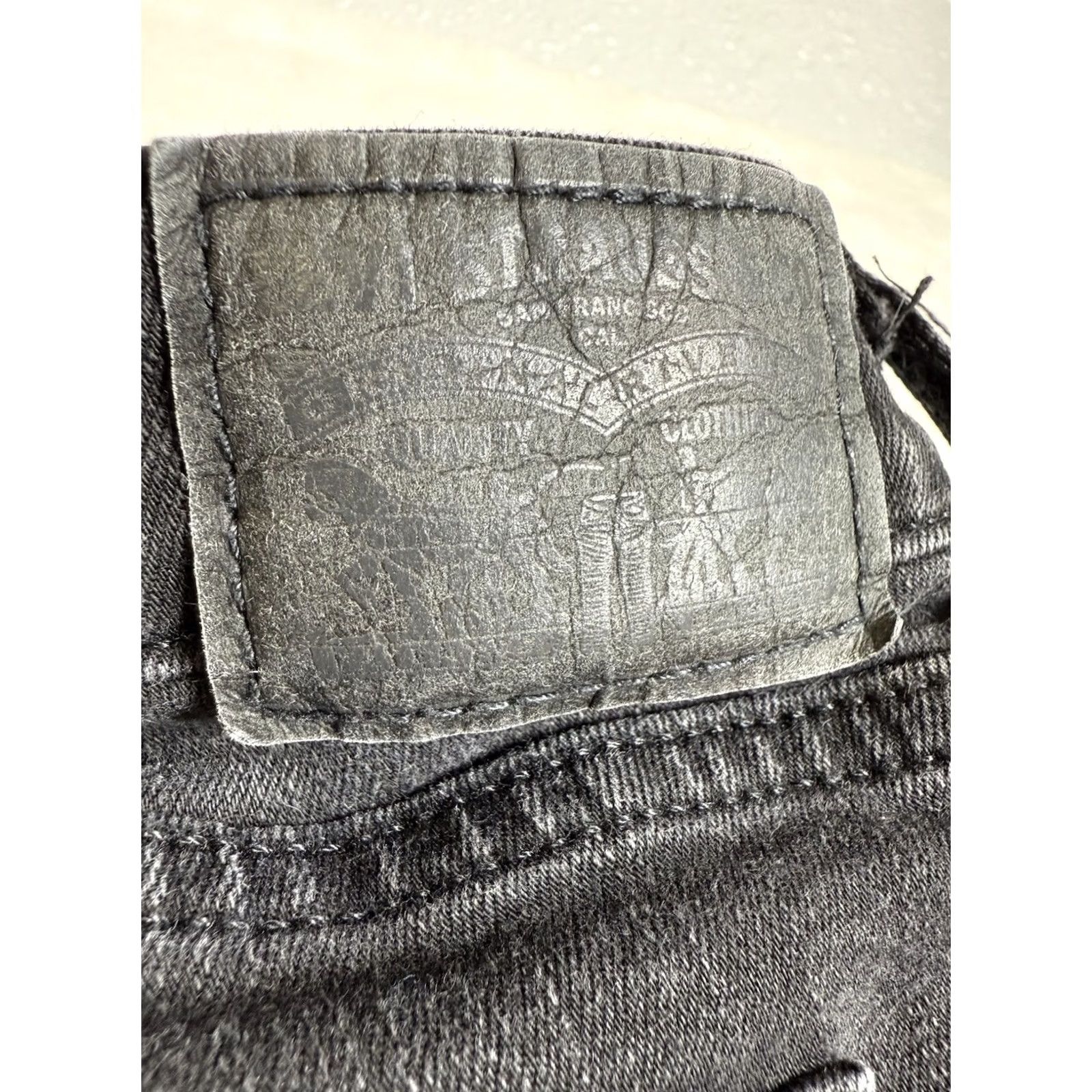 Levi's Levi's 711 Skinny Jeans Women Gray Black Denim 32x30 Mid Rise 5-Pocket 90s Preppy Women Mens (adjust as applicable) Size 24" / US 00 / IT 34 - 7 Thumbnail