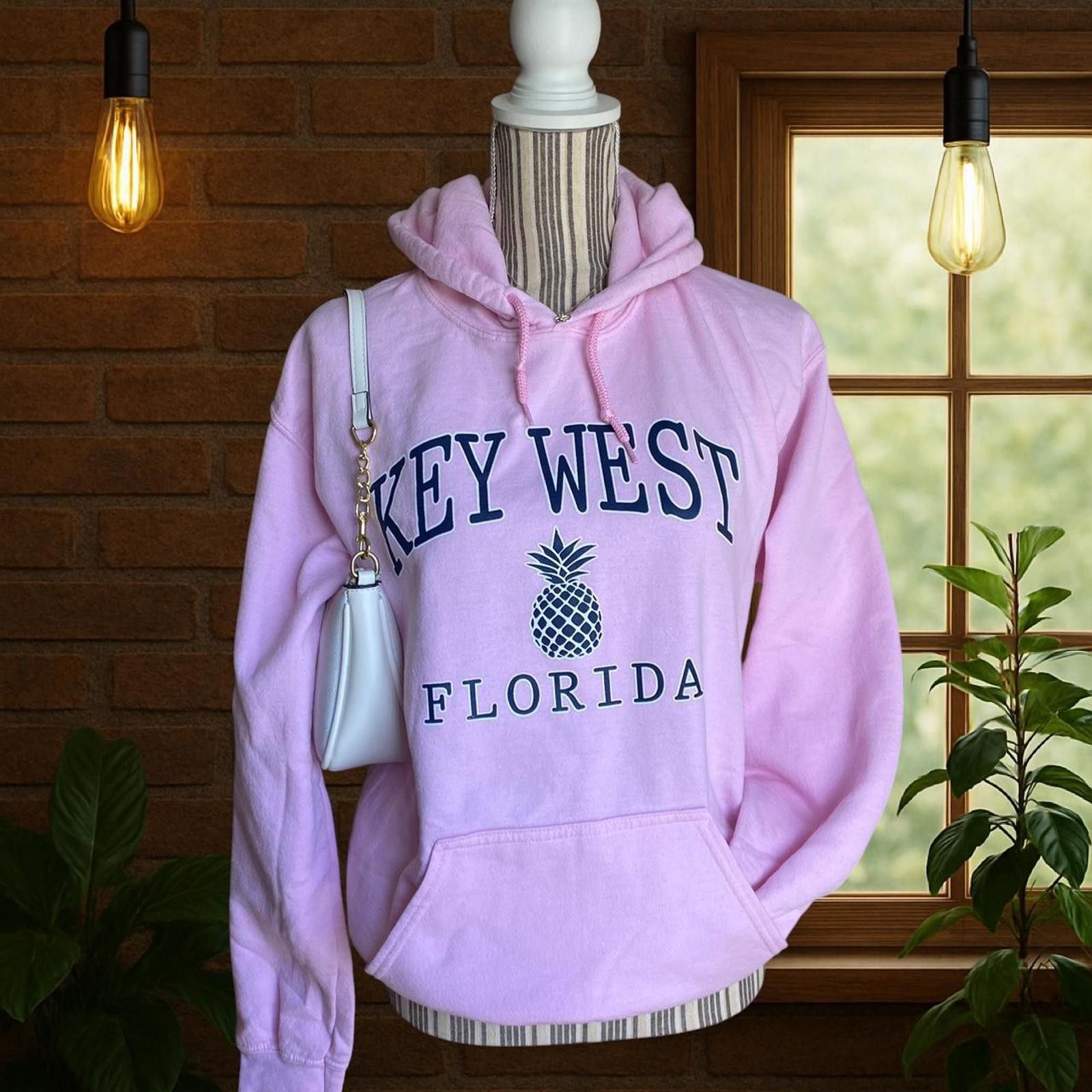 Gildan Pink Key West Florida hoodie sweatshirt Size S / US 4 / IT 40 - 1 Thumbnail