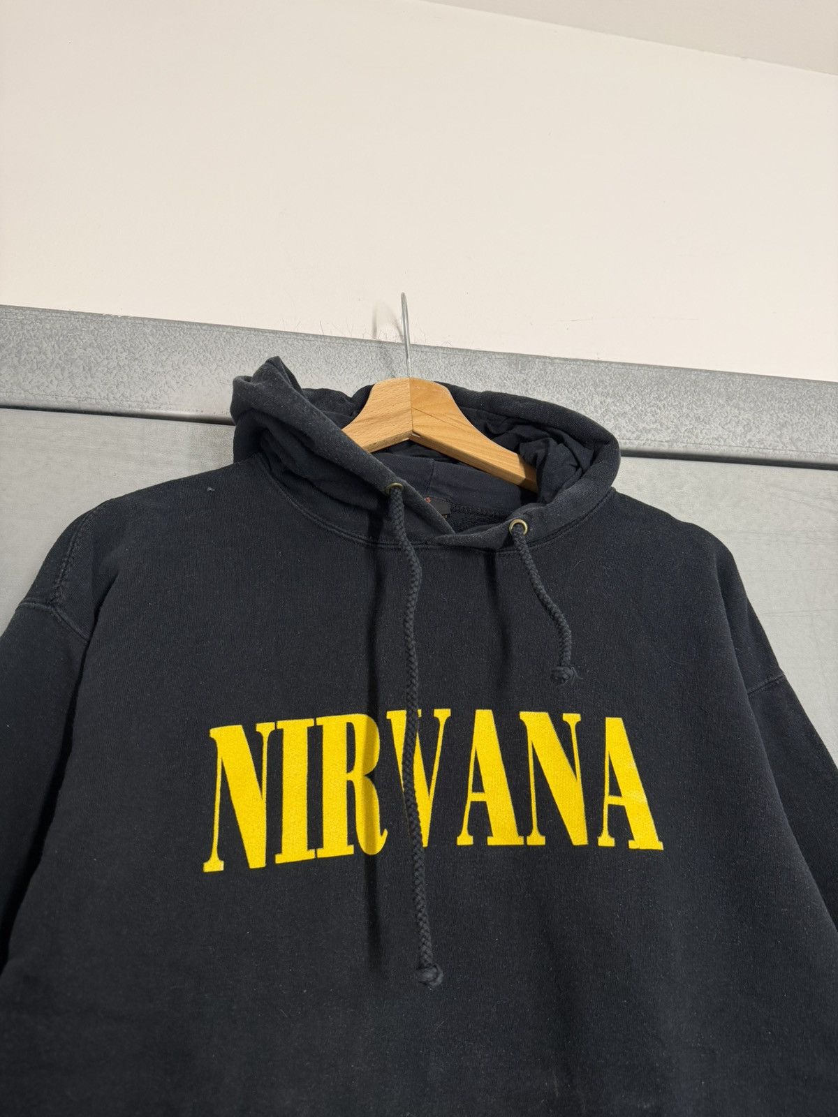 Band Tees Vintage 2004 Nirvana Sports Club Hoodie Size US M / EU 48-50 / 2 - 3 Thumbnail