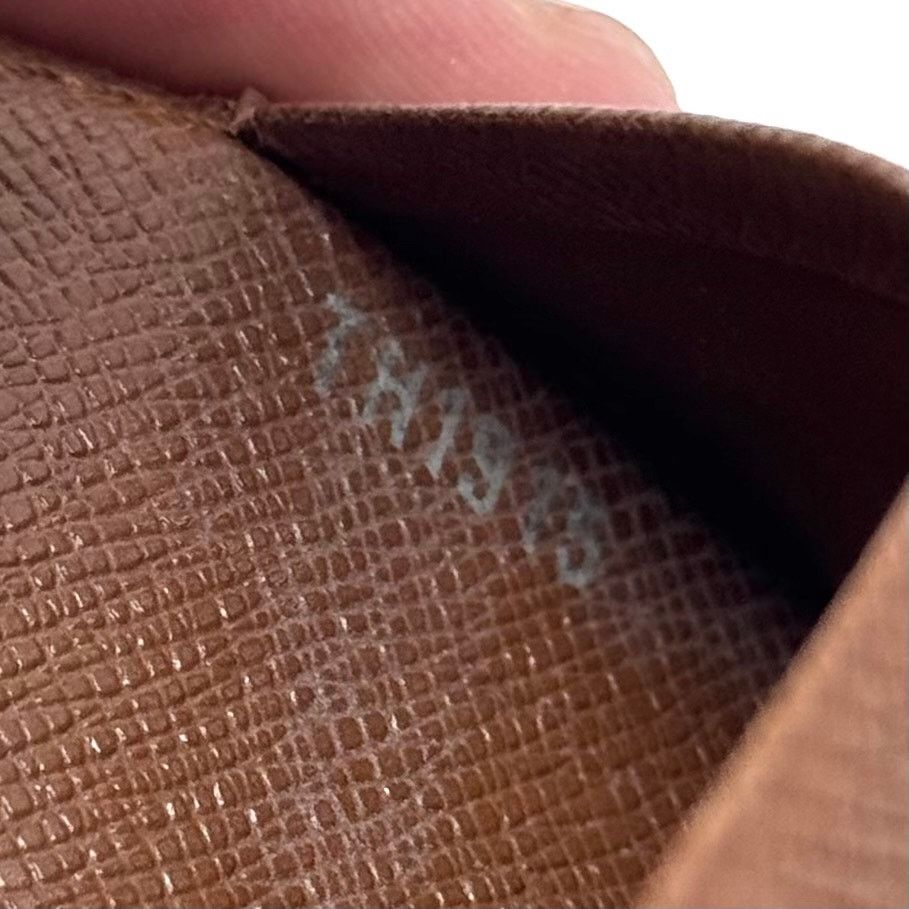 Louis Vuitton Louis Vuitton Epi Buckle Wallet Size ONE SIZE - 15 Thumbnail