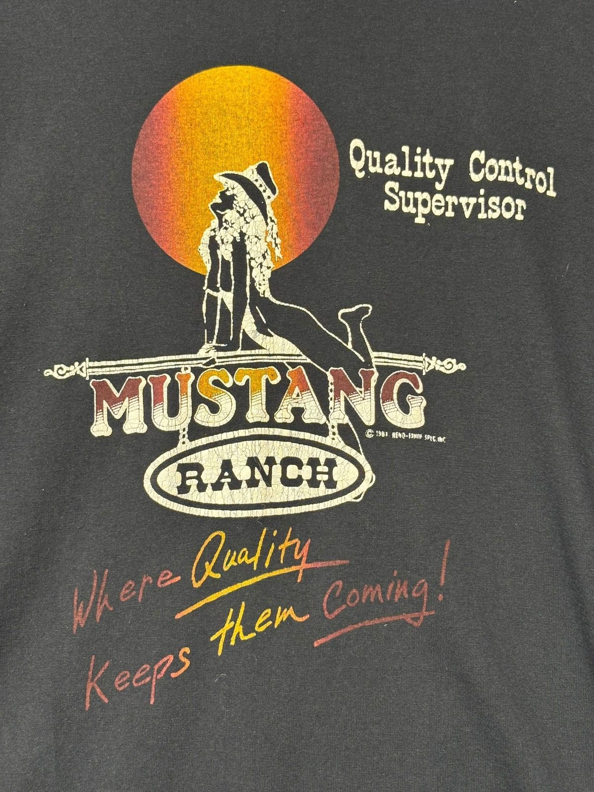 Fruit Of The Loom Vintage Mustang Ranch Strippers Tshirt Size US L / EU 52-54 / 3 - 2 Thumbnail