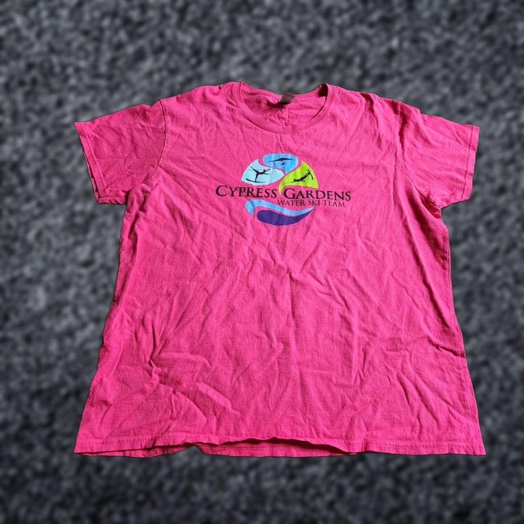 Gildan Womens 2XL Cypress Gardens FL Water Ski Team Shirt Pink Size XXL / US 16-18 / IT 52-54 - 1 Thumbnail