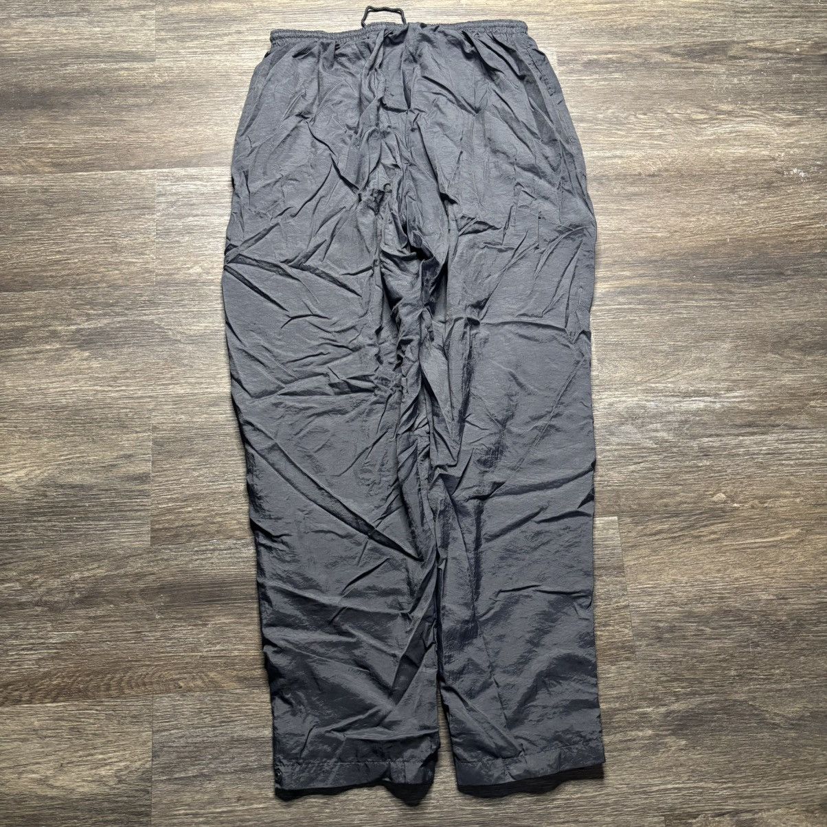 Nike Nike grey track pants Vintage 2000s baggy Size US 32 / EU 48 - 8 Thumbnail