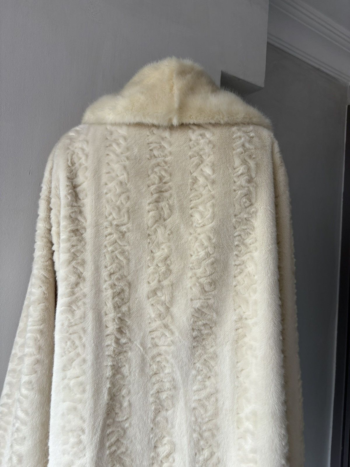 Vintage 90’s faux fur coat Size L / US 10 / IT 46 - 17 Thumbnail