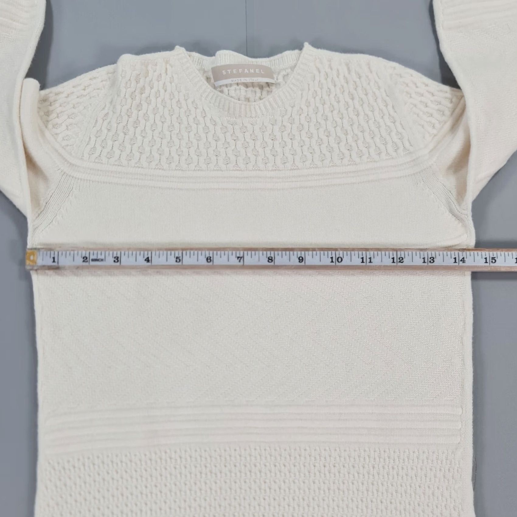 Vintage Stefanel Womens Jumper White Small Knitted Angora Pullover Crew Neck Casual City Designer Italy Size S / US 4 / IT 40 - 4 Thumbnail