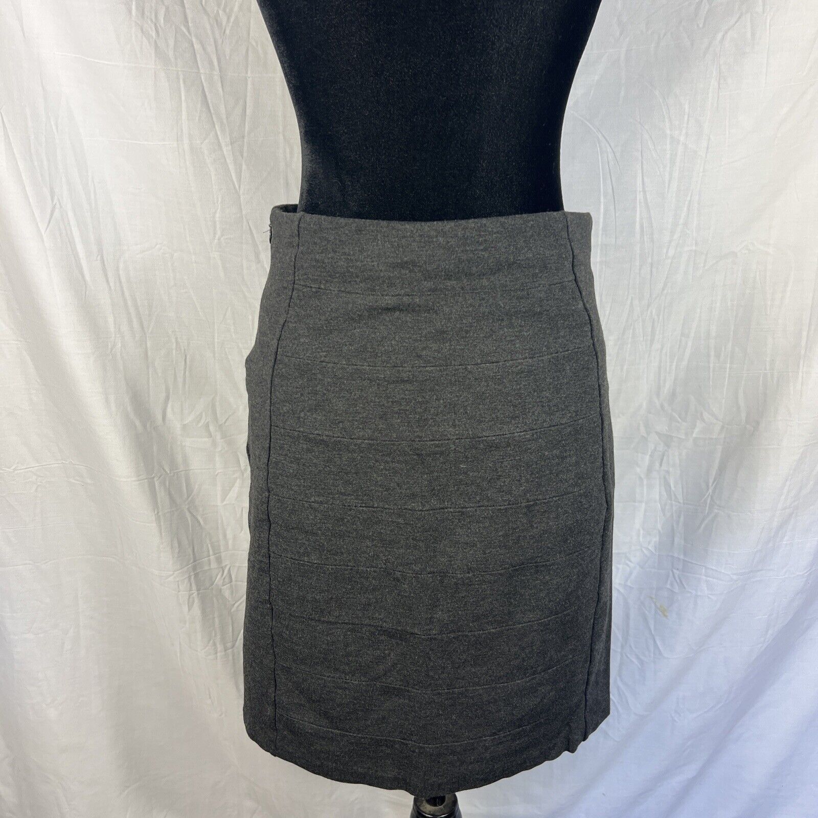 White House Black Market White House Black Market Skirt Sz 8 Gray Pencil Knee Length Size 30" / US 8 / IT 44 - 6 Thumbnail