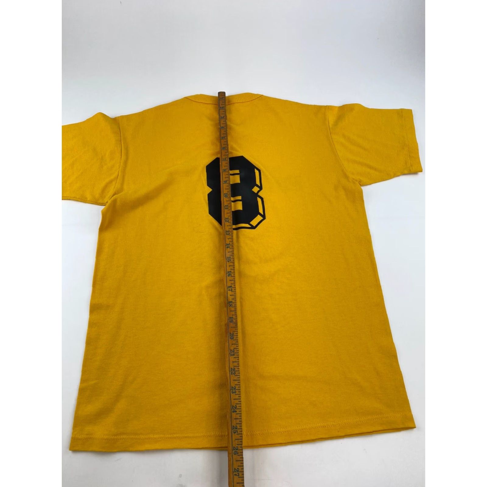 Vintage VINTAGE Russell T Shirt Men’s Medium Yellow Rex Putnam Basketball #8 Made In USA Mens Size US M / EU 48-50 / 2 - 4 Thumbnail