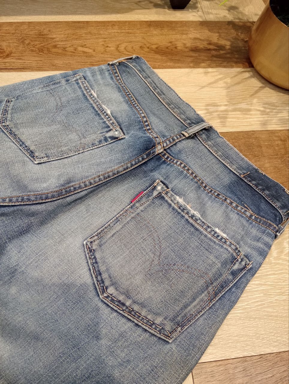 Levi's Vintage Clothing VINTAGE LEVI'S 501 REDLINE HIDDEN RIVETS CAPITAL E JEANS Size US 30 / EU 46 - 14 Thumbnail