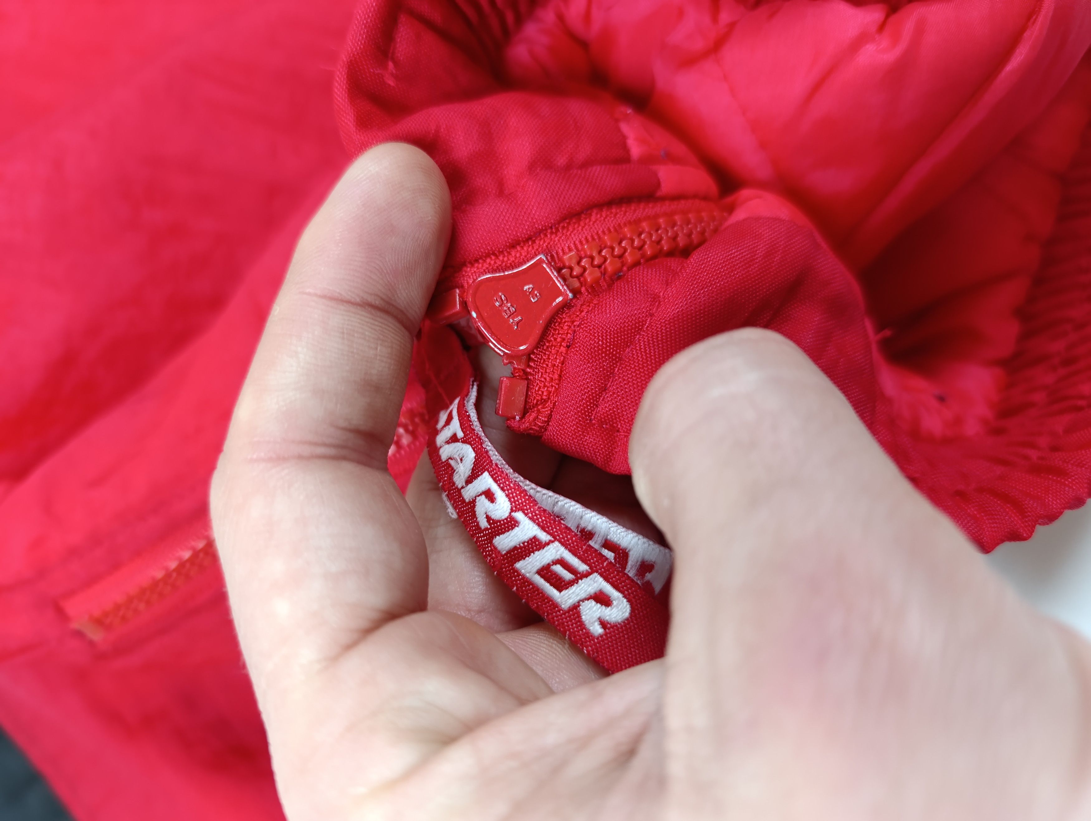 Starter VINTAGE 90S STARTER CHICAGO BULLS JACKET KANGAROO POCKET Size US XL / EU 56 / 4 - 9 Thumbnail