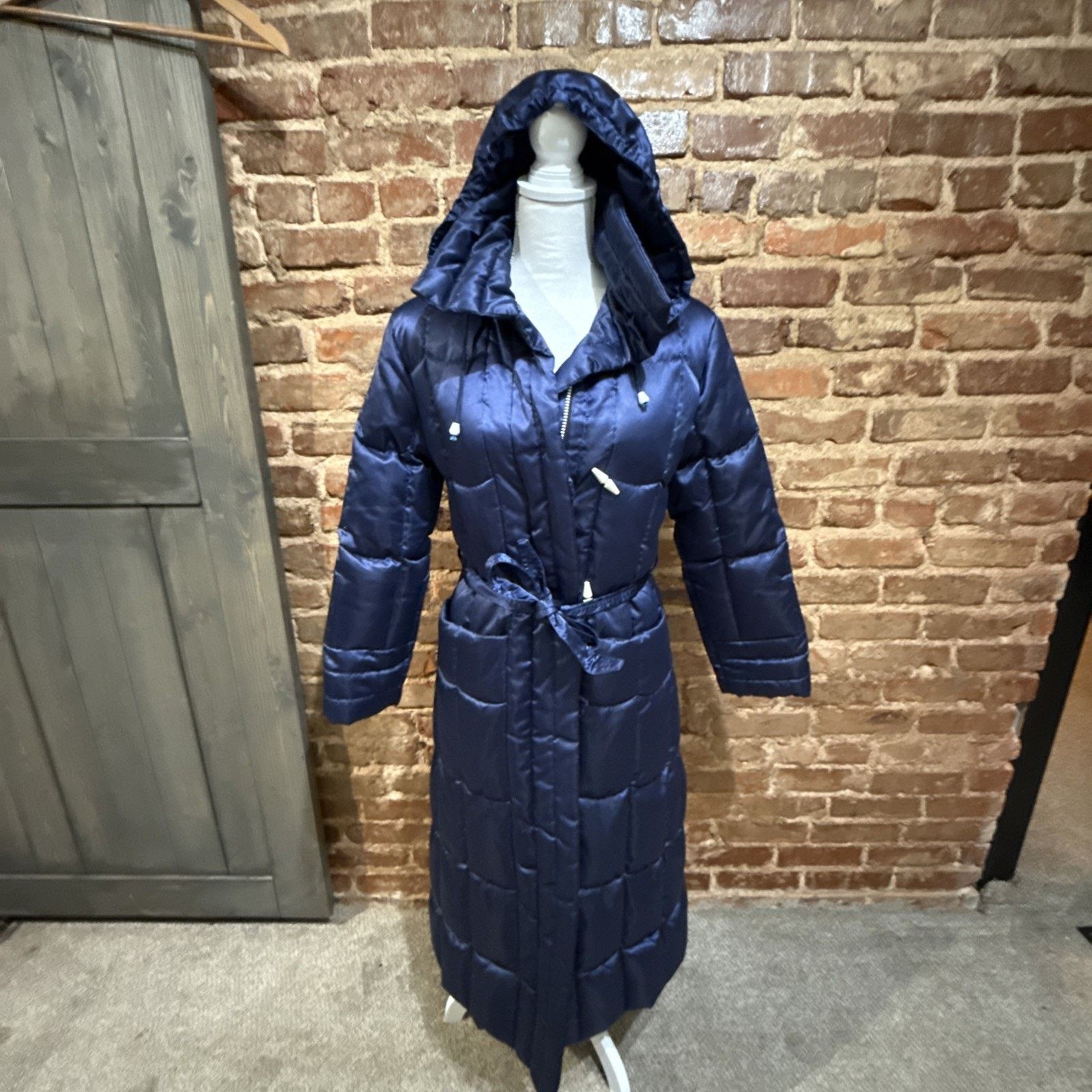 & Other Stories Vtg 90’s Yililan Chinese Womens M/S Puffer Down Navy Parka Size S / US 4 / IT 40 - 1 Thumbnail