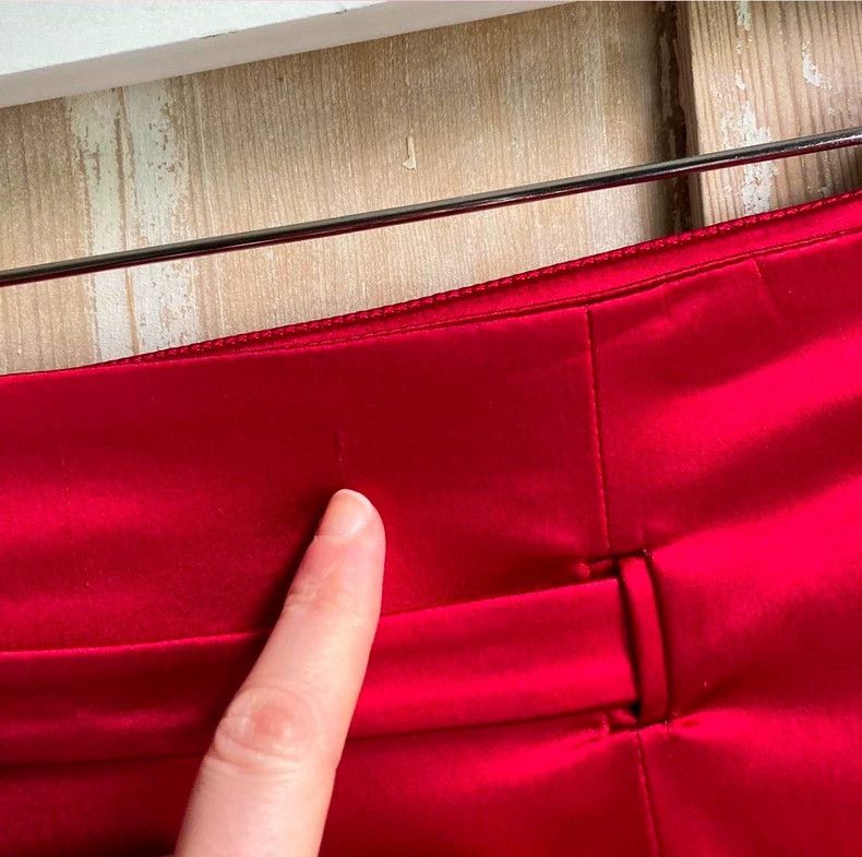 Other Vivienne Westwood A red satin baggy skirt Size 26" / US 2 / IT 38 - 5 Thumbnail
