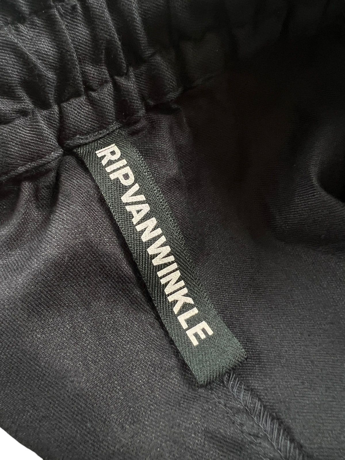 Japanese Brand × RIPVANWINKLE Rip Van Winkle SS22 Technical Zip Gimmick Half Pants Size US 30 / EU 46 - 10 Thumbnail
