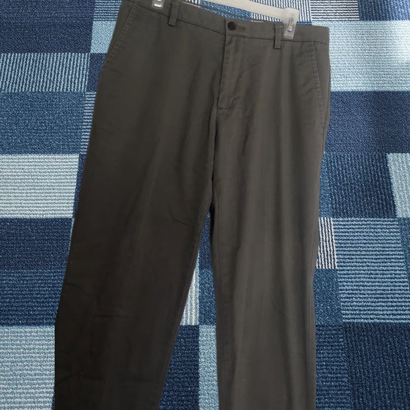 Dockers DOCKERS Pants Mens 33X30 Gray Flat Front Straight Fit Chino Dress Casual Size US 33 - 1 Thumbnail