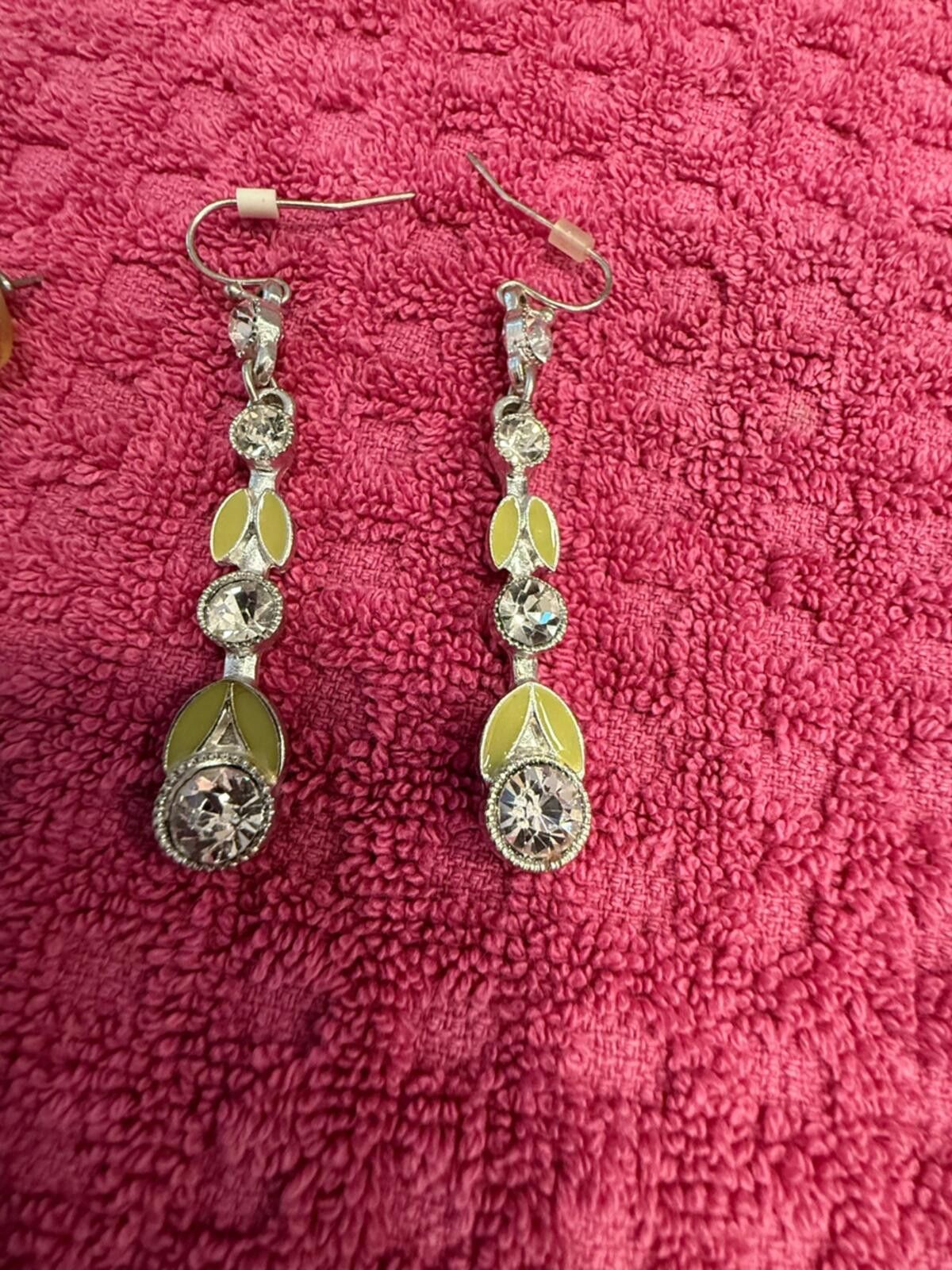 Other Silver tone dangle & post earrings set faux petals beads Size ONE SIZE - 4 Thumbnail