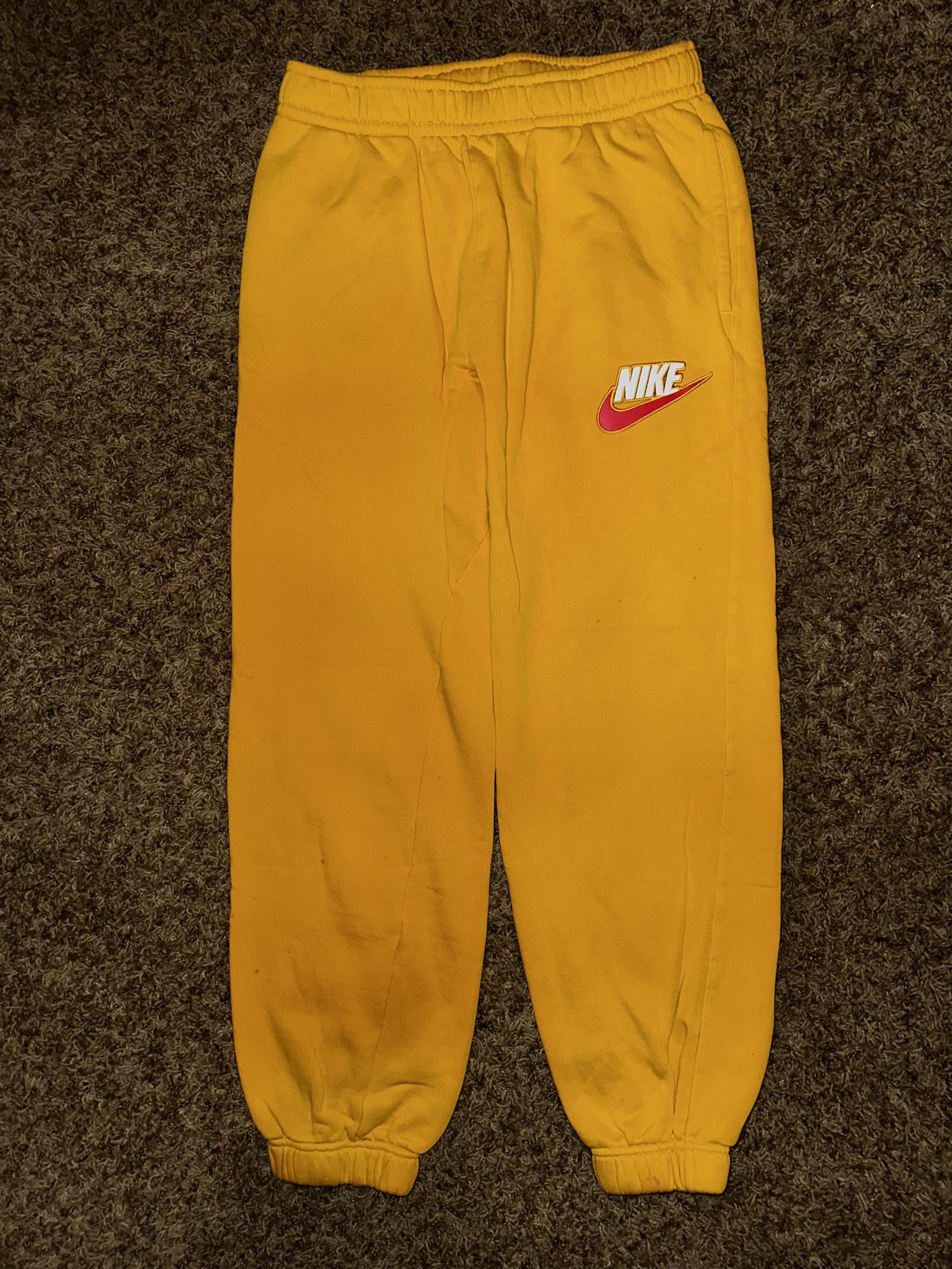 Nike supreme sweatpants best sale