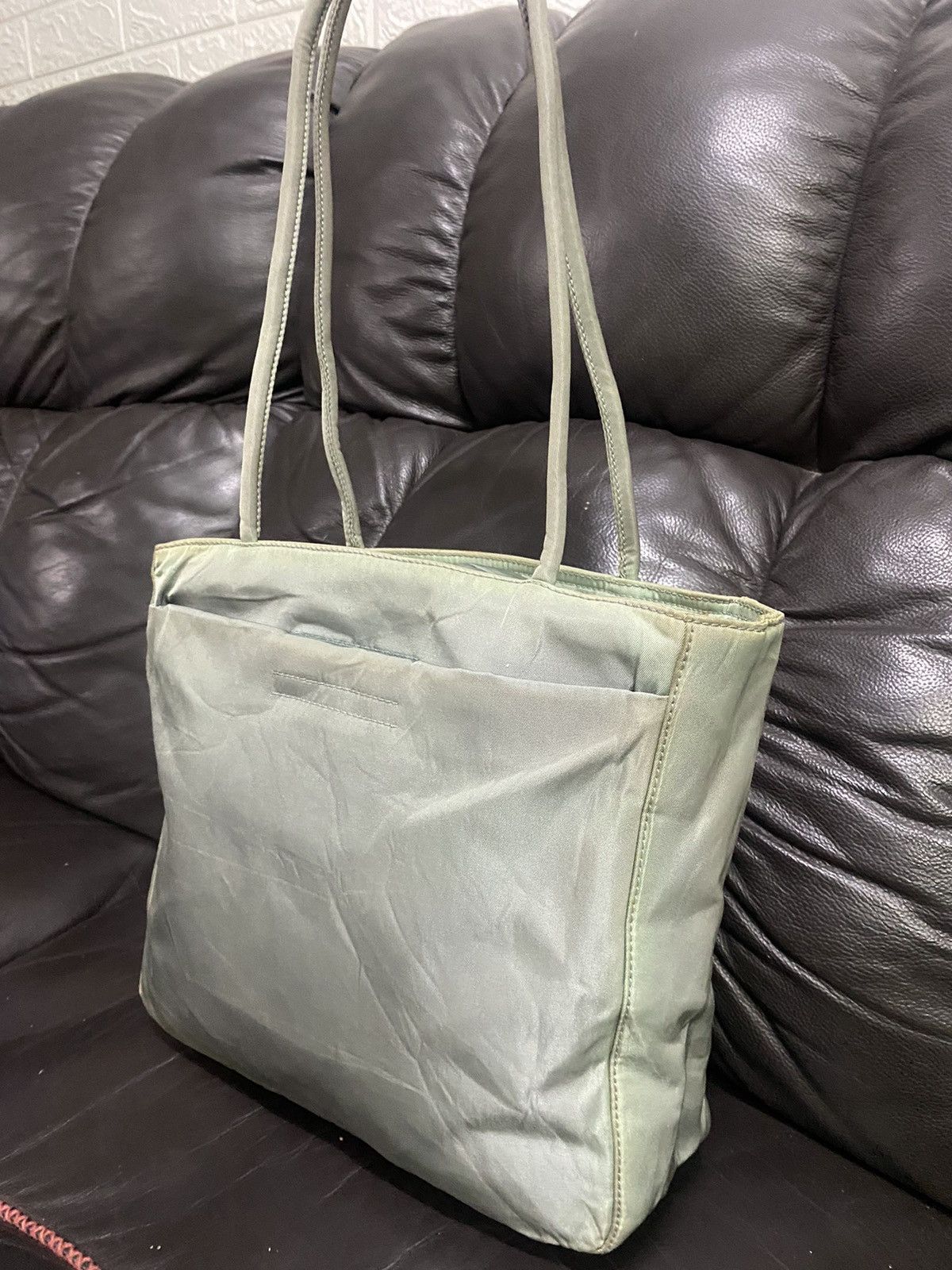 Prada Authentic Prada Tessuto Nyalon Tote Shoulder Bag FADED Size ONE SIZE - 4 Thumbnail