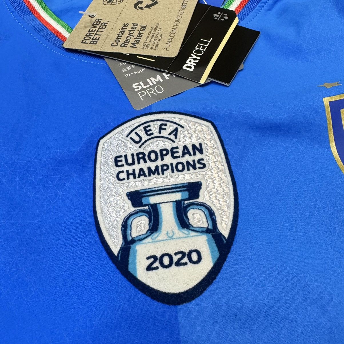 Puma Italy 22/23 player issue home shirt #10 Pellegrini (Bnwt) Size US S / EU 44-46 / 1 - 6 Thumbnail