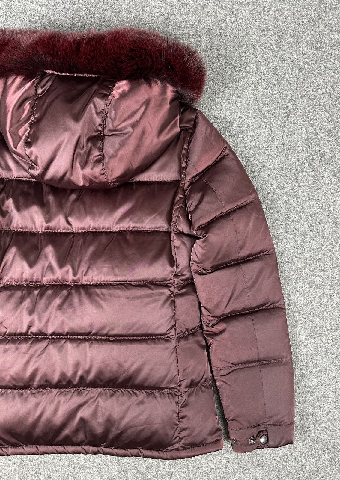 Prada Prada - 09 Down Zip-Up Nylon Hooded Jacket Fox Fur - Maroon Size M / US 6-8 / IT 42-44 - 7 Thumbnail
