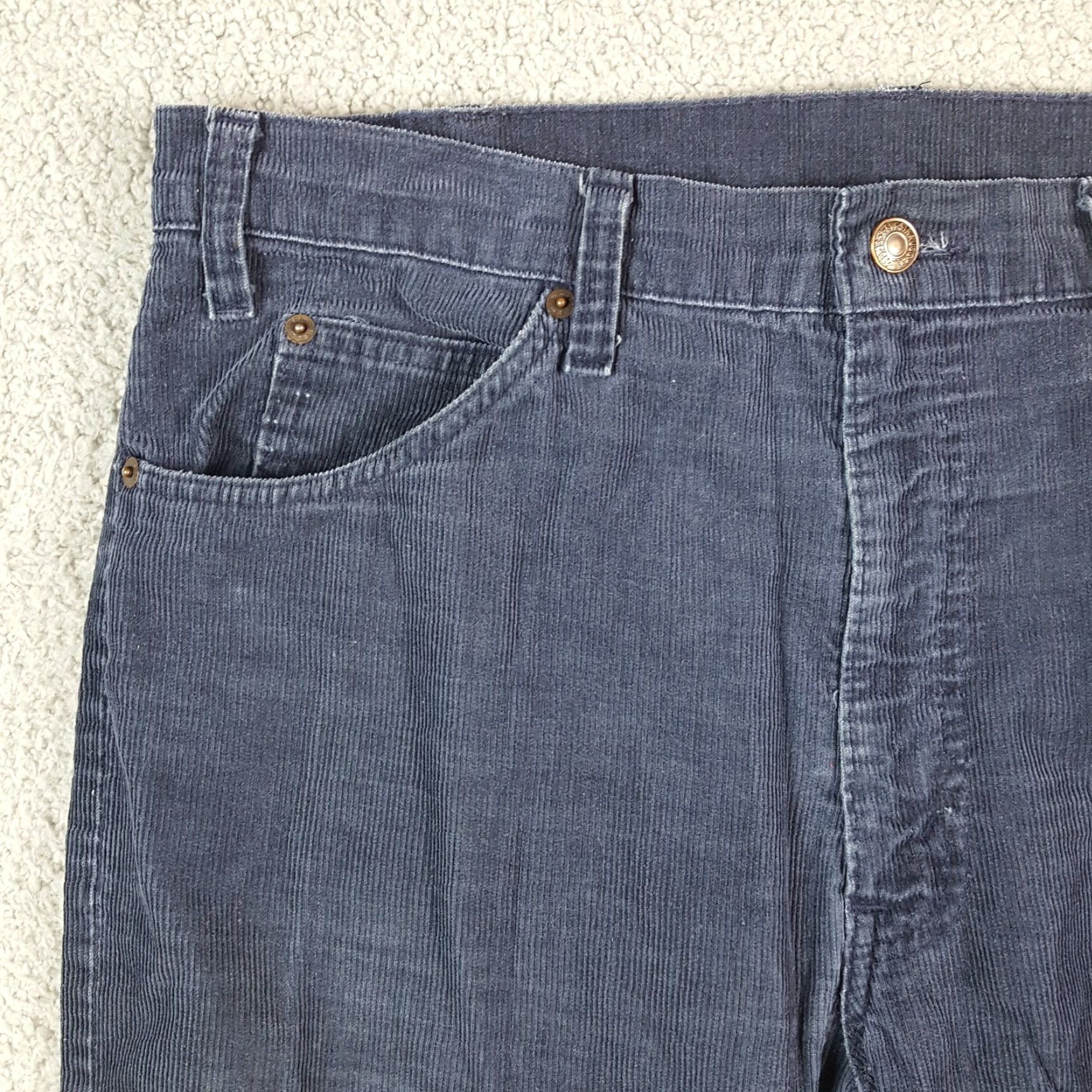 Levi's VINTAGE Levi's Pants Men's 36x33 Straight Leg Corduroy Casual 80s 90s USA Size US 36 / EU 52 - 3 Thumbnail