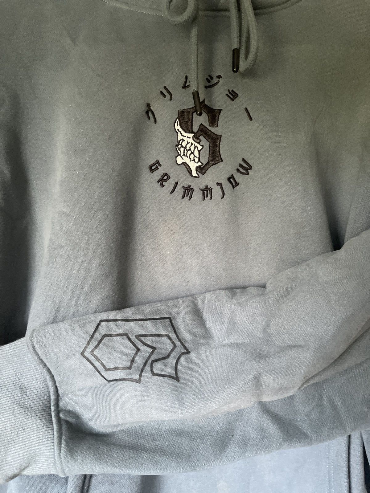 Japanese Brand × Vintage Bleach Embroidered ‘Grimmjow’ Hoodie Size US M / EU 48-50 / 2 - 2 Thumbnail