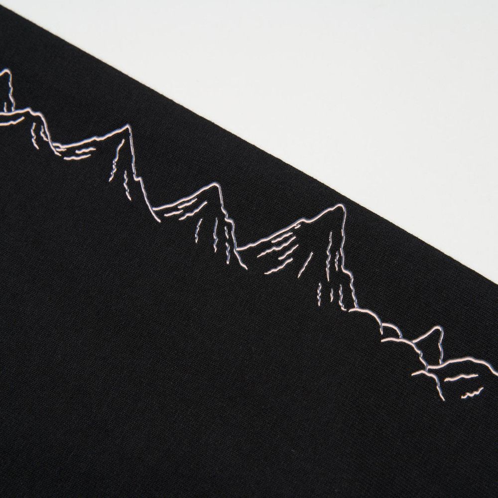 The North Face Urban Exploration MOUNTAIN GRAPHIC LS TEE Size US M / EU 48-50 / 2 - 5 Thumbnail
