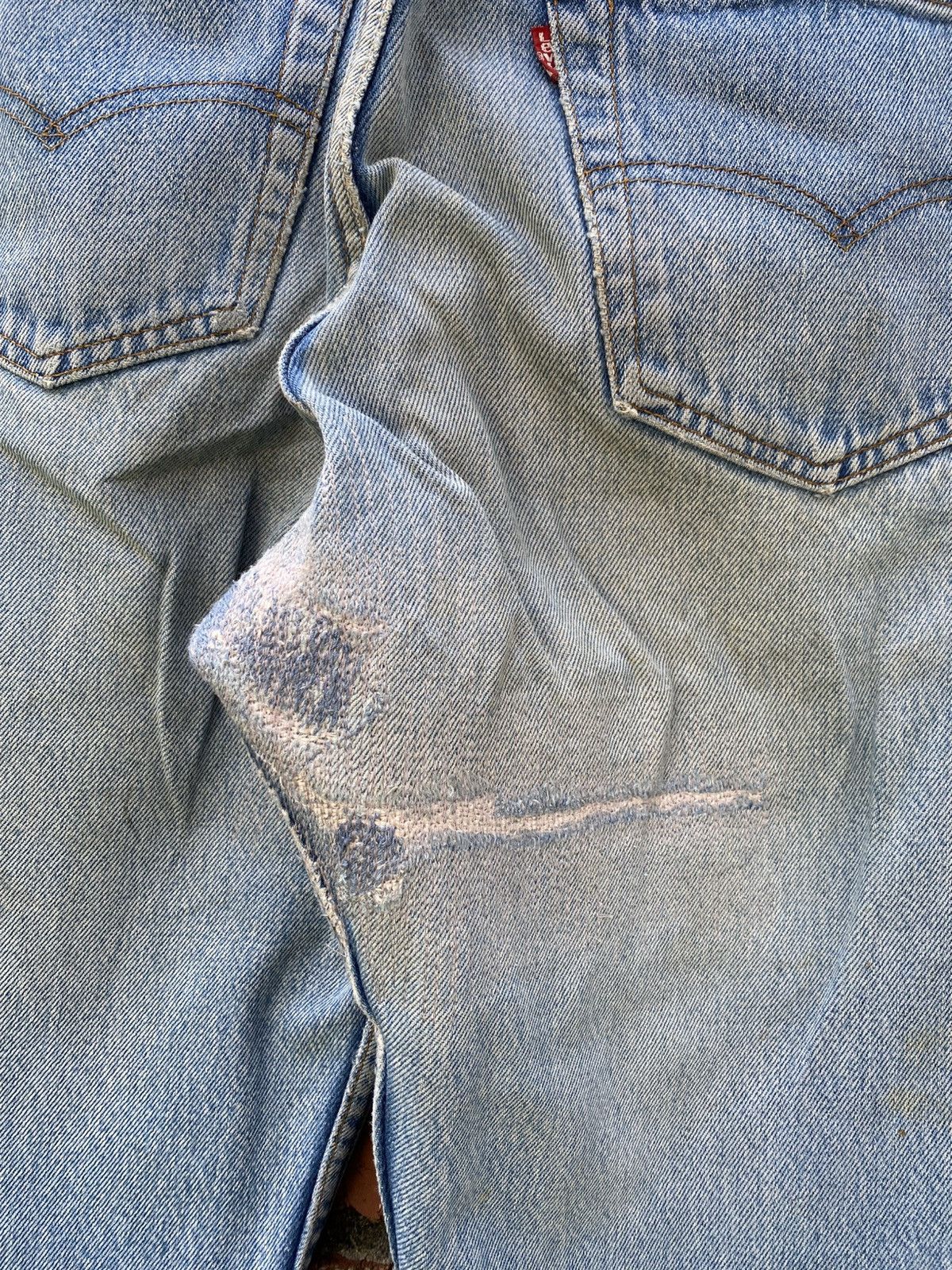 Levi's Vintage Clothing W33x31.5 Vintage levi's 501 repaired distressed made in USA Size US 33 - 3 Thumbnail