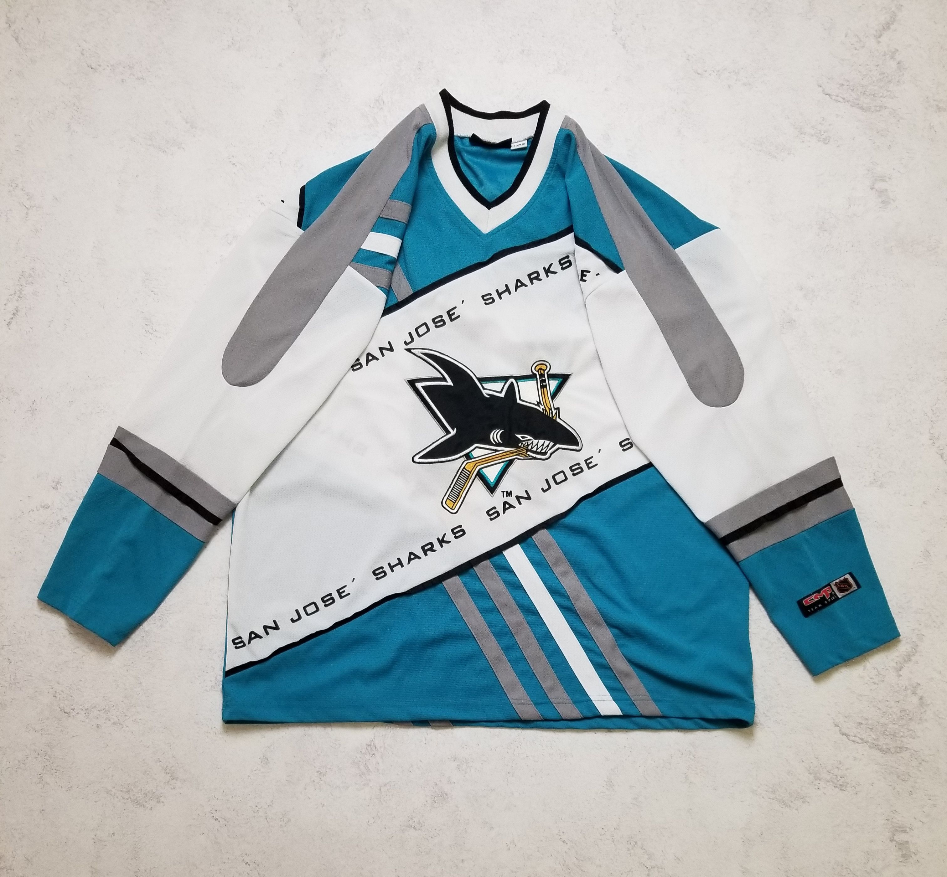 Other Vintage CMP SAN JOSE SHARKS #19 Ice Hockey NHL Jersey Size US L / EU 52-54 / 3 - 2 Thumbnail