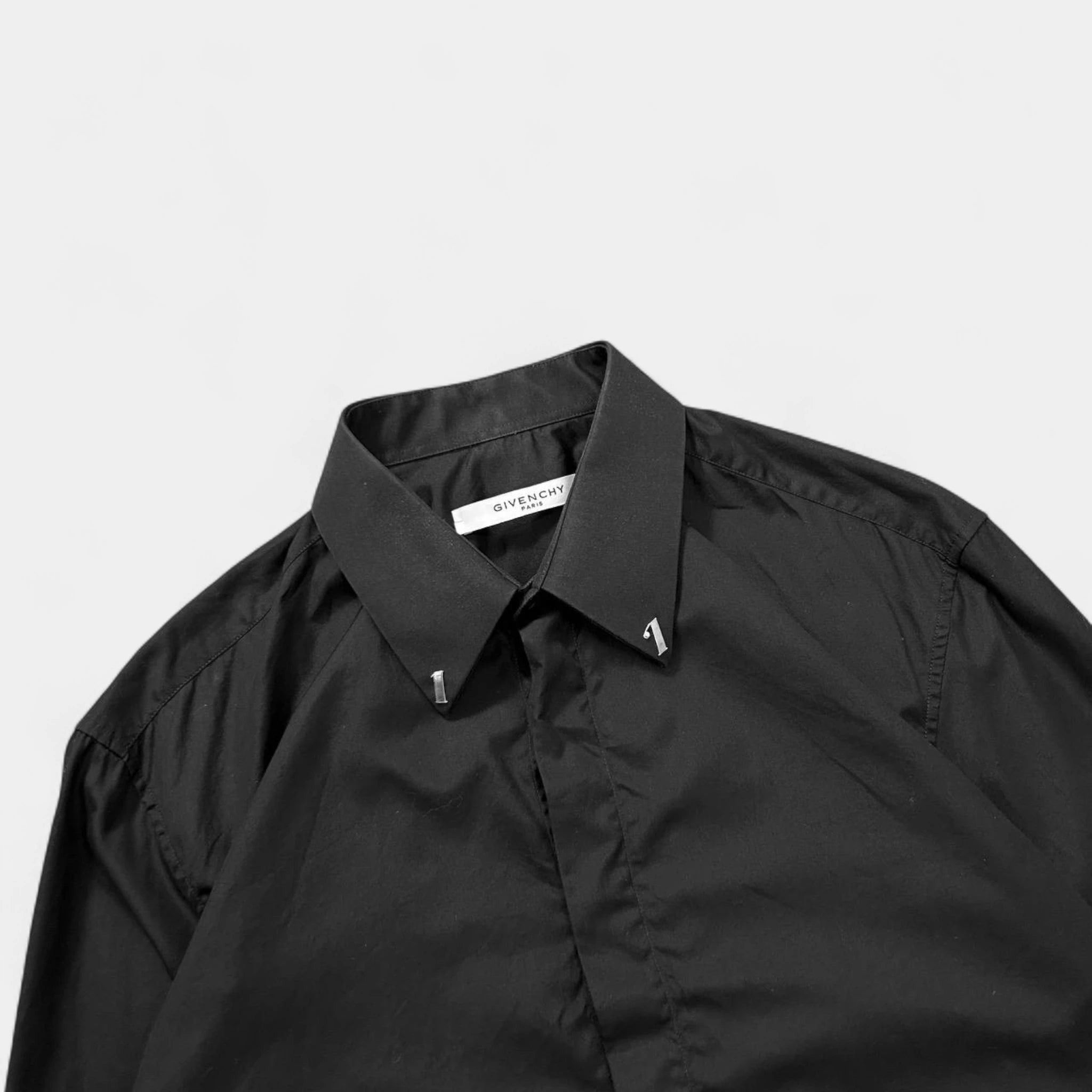 Givenchy Givenchy "17" Riccardo Tisci Black Shirt Size US M / EU 48-50 / 2 - 3 Thumbnail