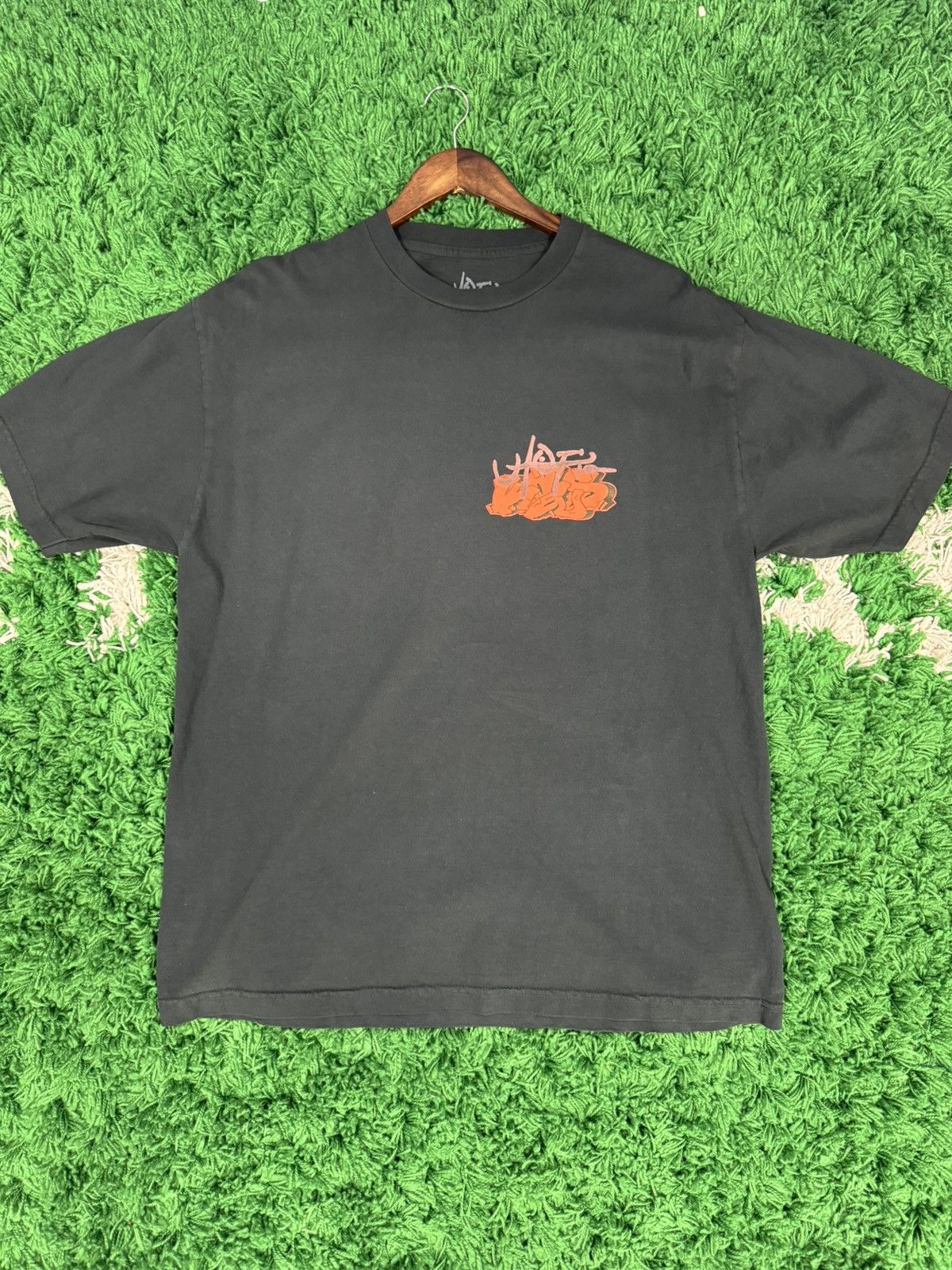 Kaws × Travis Scott Travis Scott x Kaws Utopia II Tee Black Size L Size US L / EU 52-54 / 3 - 1 Thumbnail