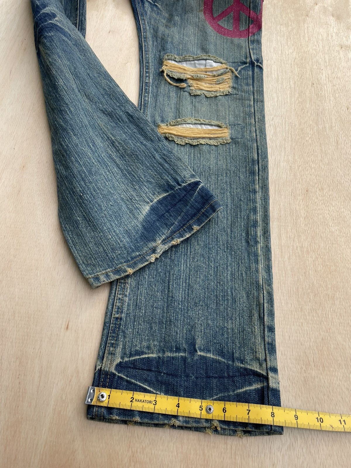 If Six Was Nine × Japanese Brand Distressed Denim Peace Jeans Size US 33 - 12 Thumbnail