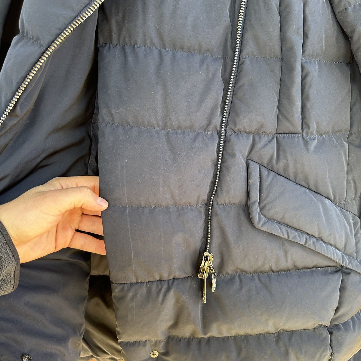 Moncler Moncler Metrodora Padded Coat Parka Down Jacket Rare Womans Size L / US 10 / IT 46 - 14 Thumbnail