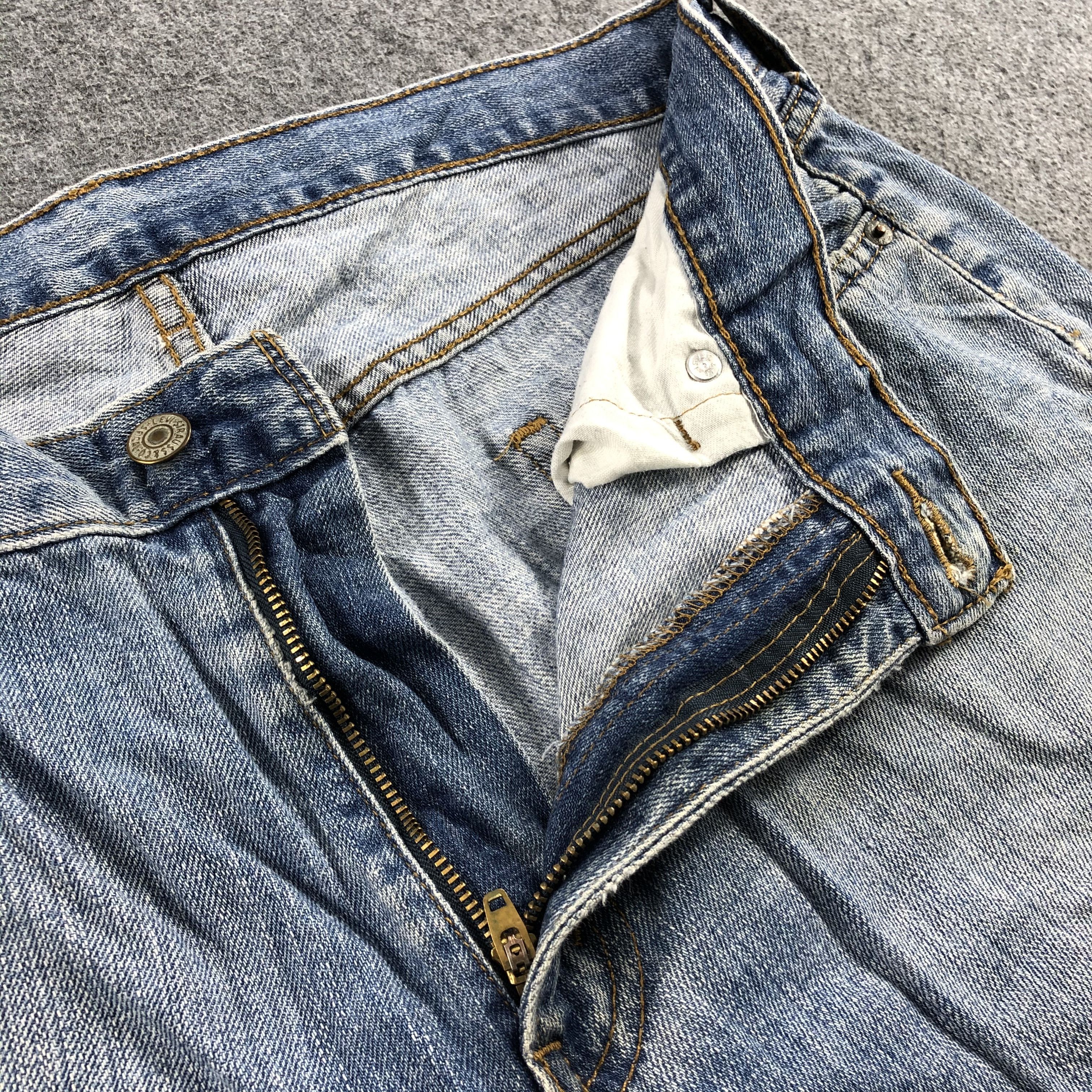 Levi's Vintage Light Wash Levis 559 Jeans-J2016 Size US 35 - 9 Thumbnail