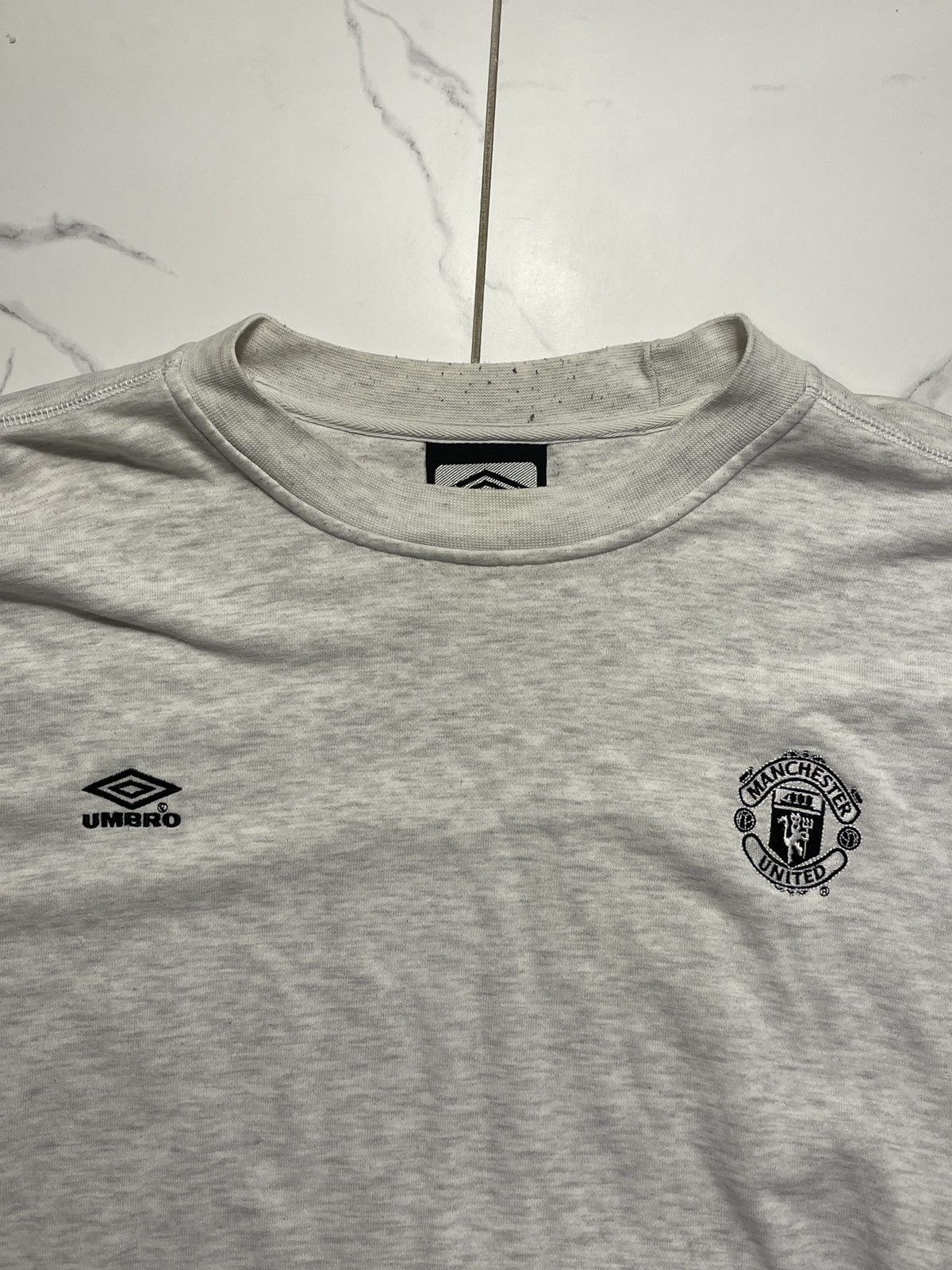 Umbro Vintage Umbro Manchester United Rare Sweatshirt Size US XXL / EU 58 / 5 - 3 Thumbnail