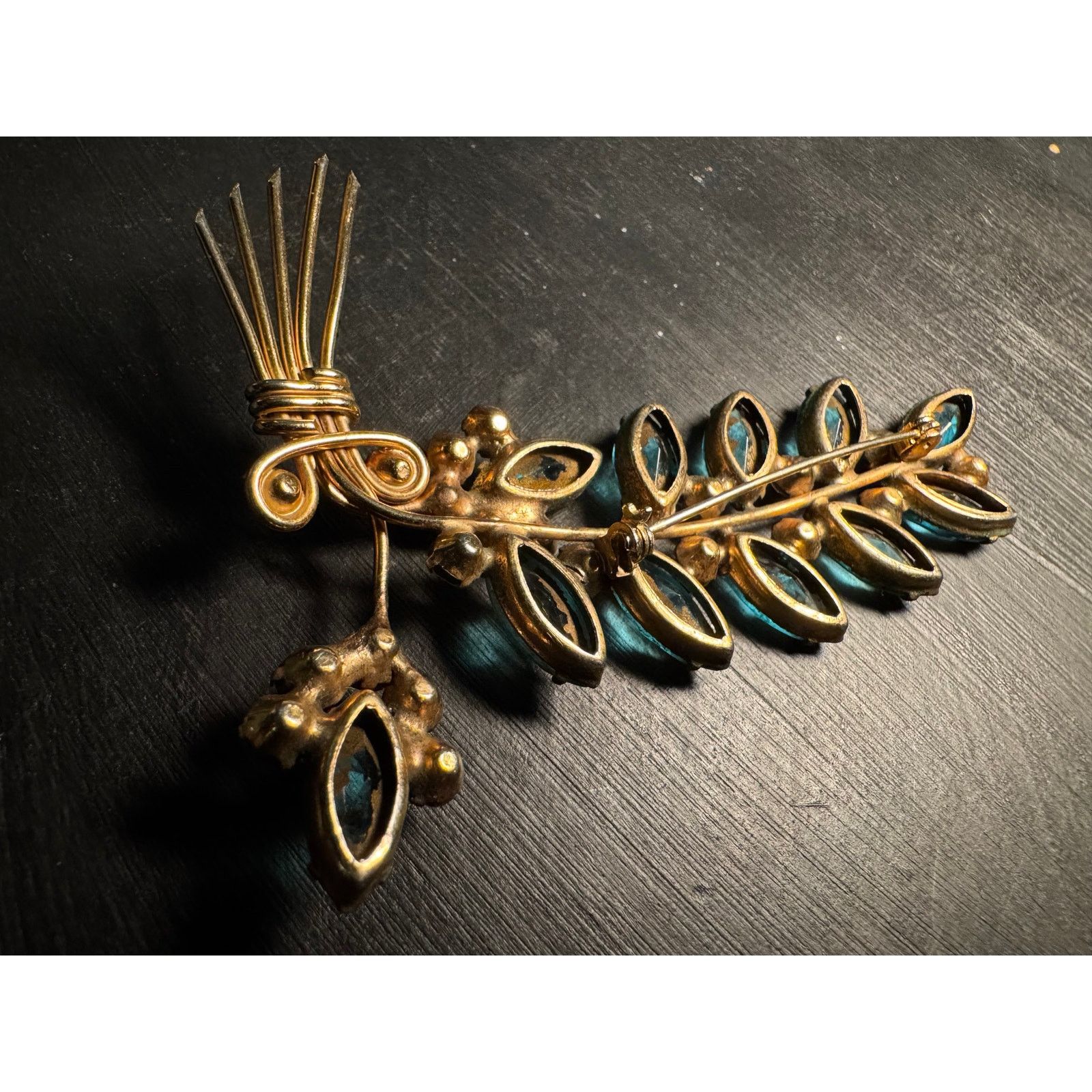 Other Large Aqua/Teal Marquis Cut Glass Rhinestones Czech Brooch Size ONE SIZE - 9 Thumbnail