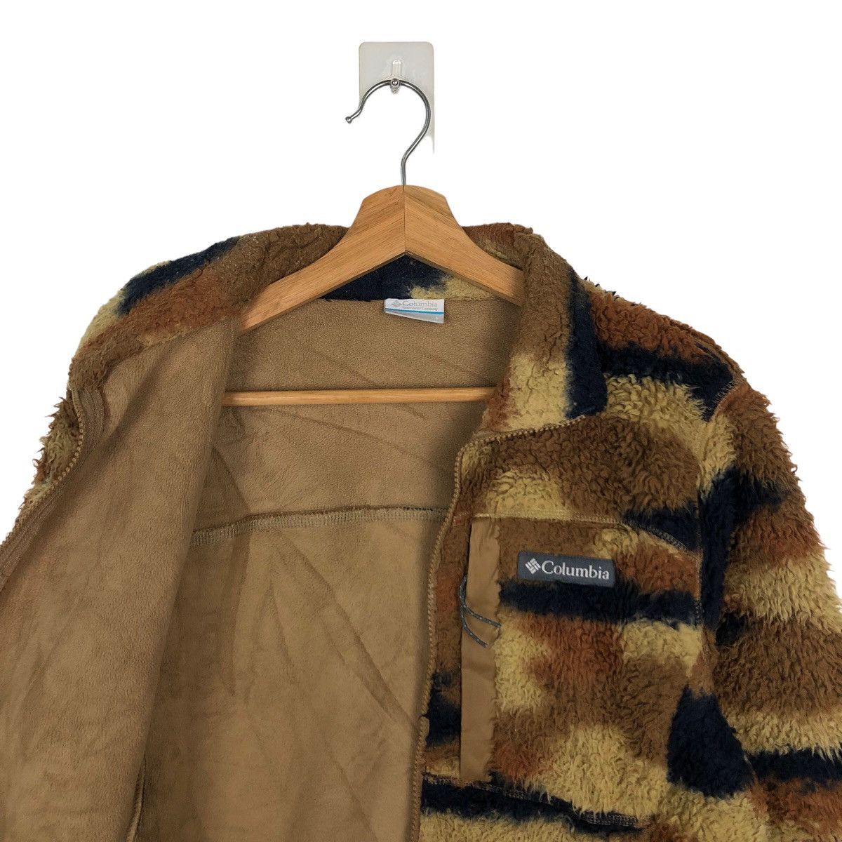 Japanese Brand VINTAGE FLEECE JACKET COLUMBIA CAMO FULL PRINT RARE STYLE Size US M / EU 48-50 / 2 - 9 Thumbnail