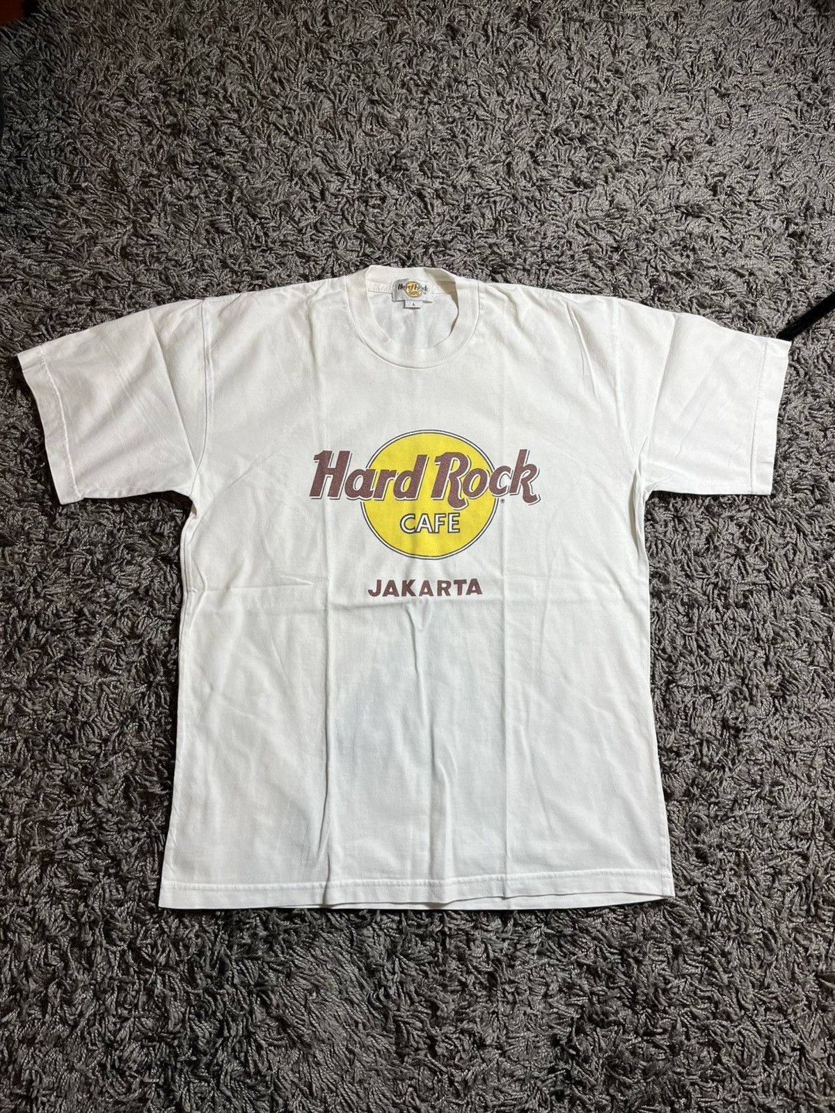 Hard Rock Cafe VINTAGE 90s HARD ROCK CAFE JAKARTA COTTON FADED T-SHIRT Size US L / EU 52-54 / 3 - 1 Thumbnail