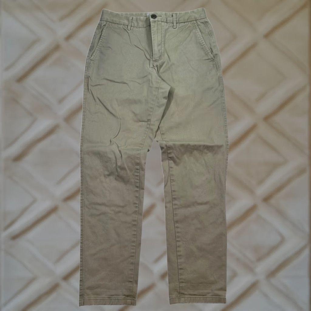 Everlane Everlane Chino Pants Athletic Fit Mens 29x30 Beige Cotton Blend Stretch Flat Front Pockets Casual Workwear 29 Mens Size US 29 - 1 Thumbnail