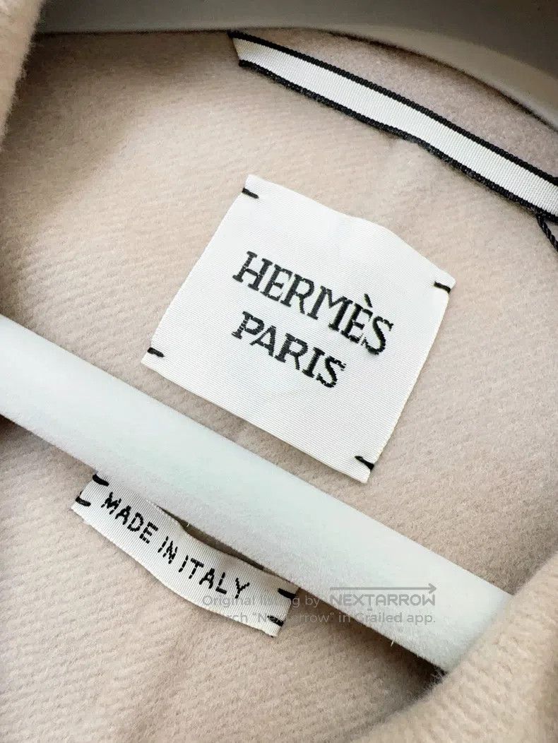 Hermes Hermes Beige shawl collar cashmere vest Size XXS / US 00 / IT 34 - 5 Thumbnail