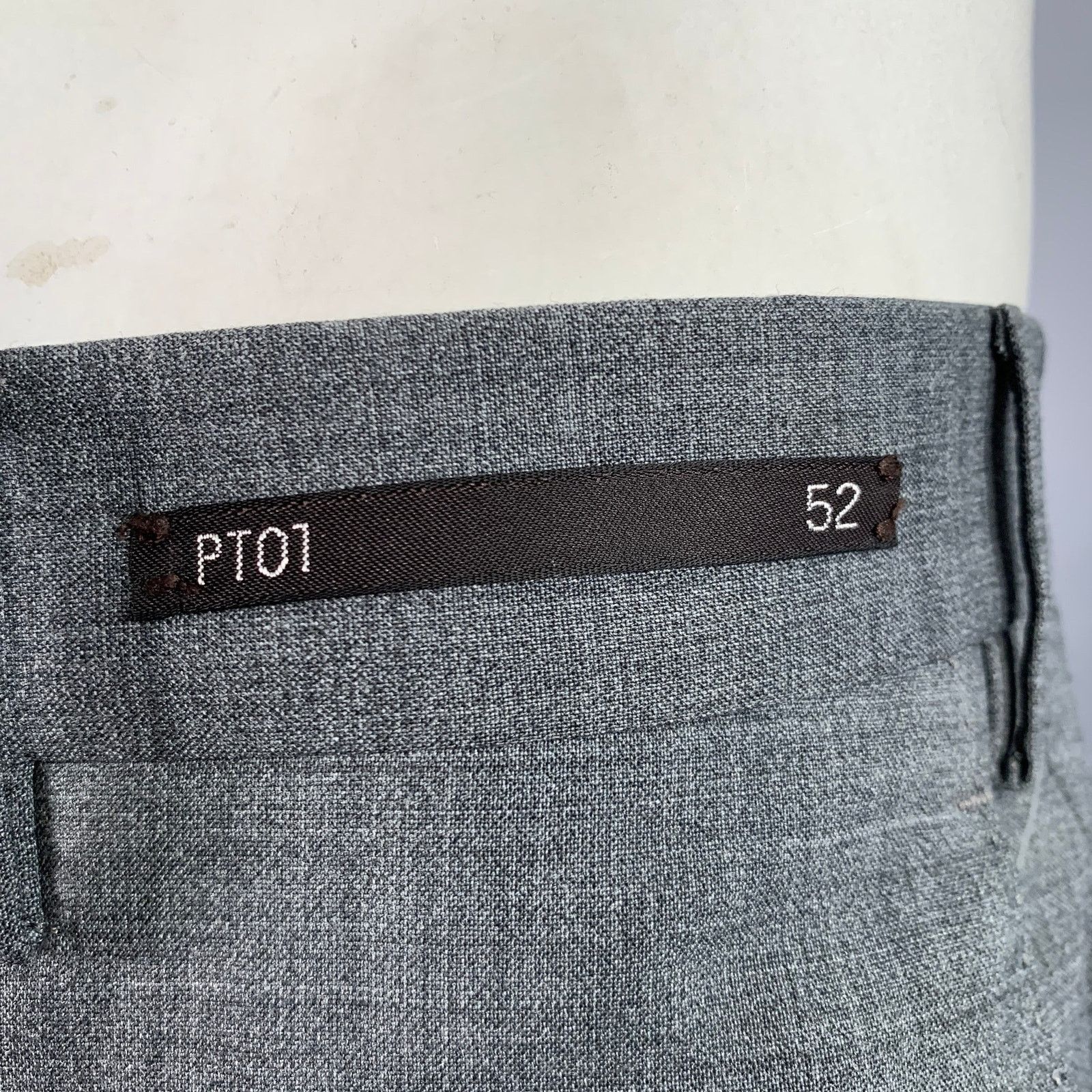 Other Size 36 Grey Heather Polyester Blend Flat Front Dress Pants Size US 36 / EU 52 - 2 Thumbnail